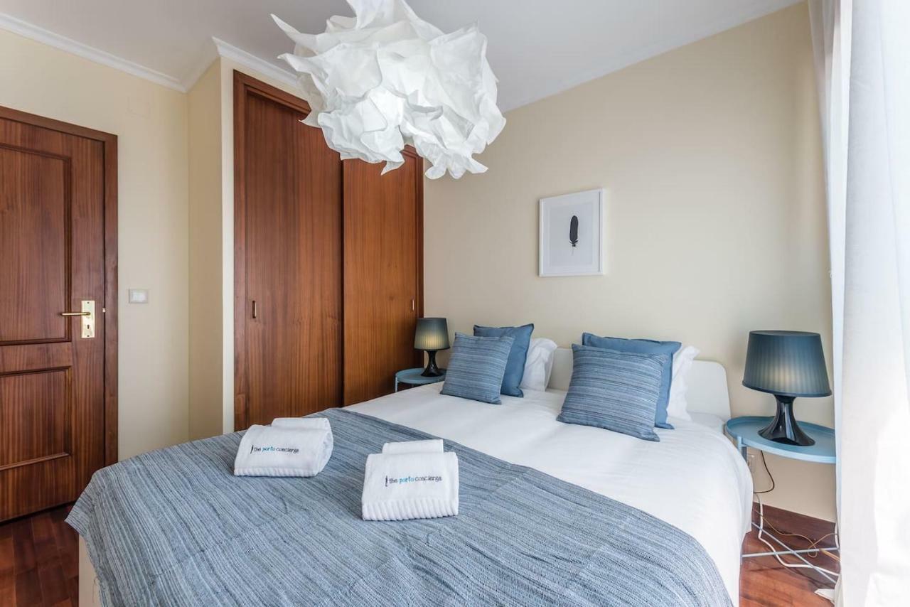 Guestready- Reflecting Apt Apartment Porto Luaran gambar